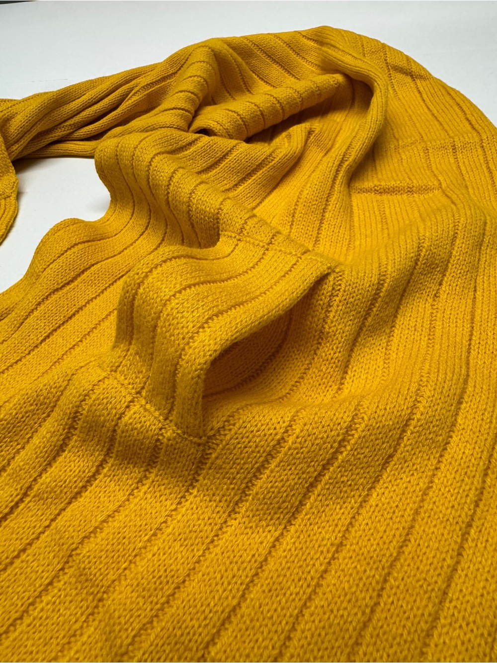 Dark Yellow Ruffles-Trim Knit Scarf - Picture 3 of 10